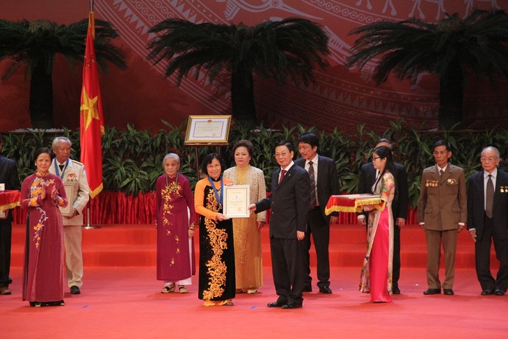 Emeritus teacher Nguyen Thi Hien - ảnh 1